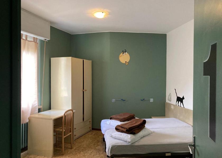 Lombardy Toscolano Maderno Basic Triple Room