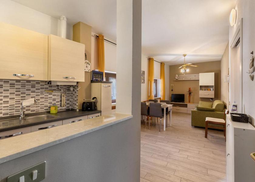 Lombardy Toscolano Maderno Superior One-Bedroom Apartment