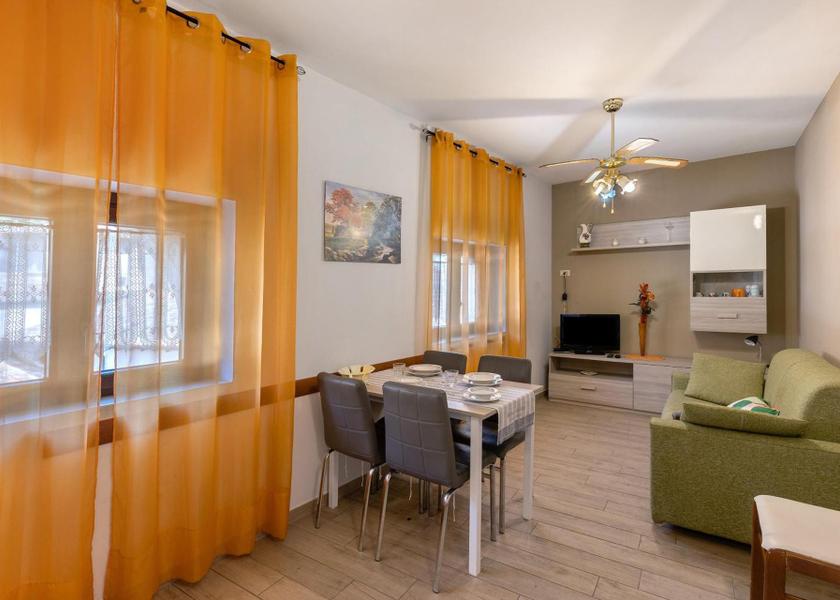 Lombardy Toscolano Maderno Superior One-Bedroom Apartment