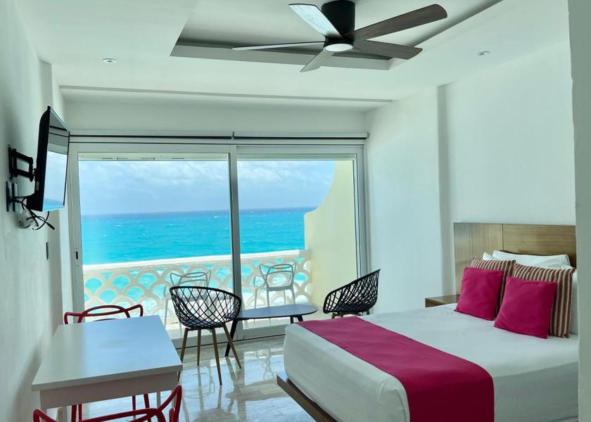 Quintana Roo Cancun Studio with Sea View