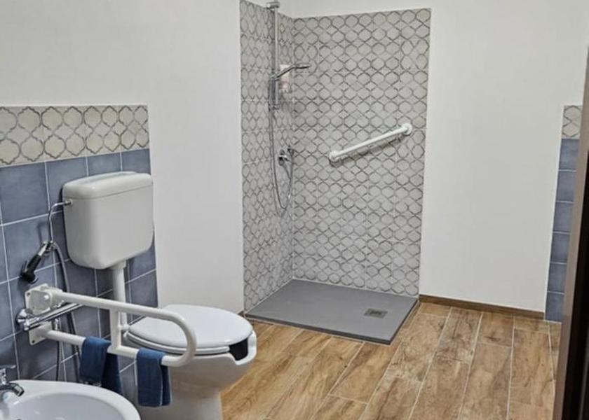 Liguria Cairo Montenotte Twin Room with Private External Bathroom