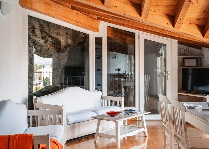 Lombardy Bellano Two-Bedroom Apartment with Lake View