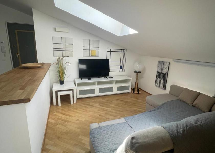 Lombardy Passirano Family Studio
