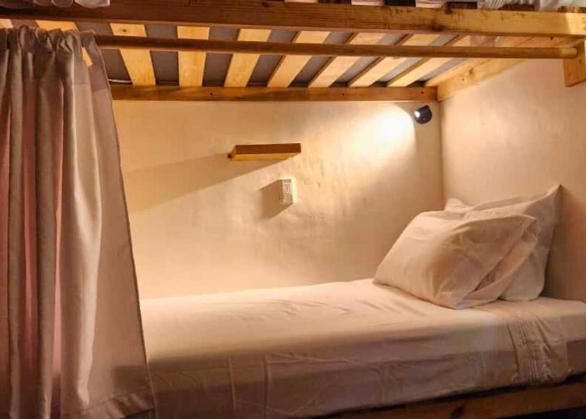 Oaxaca Santa María Tonameca Bed in 8-Bed Mixed Dormitory Room