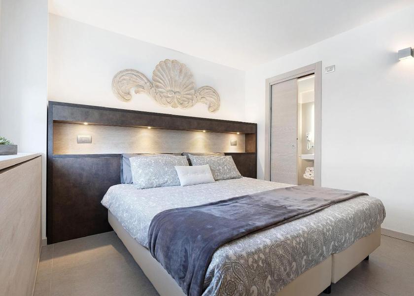 Trentino-Alto Adige Tenno Triple Room with Shower
