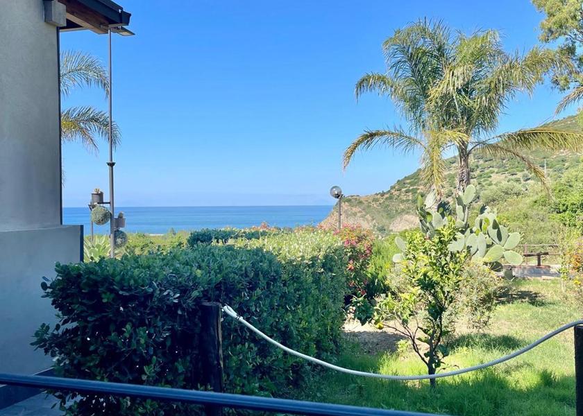 Sicily Tusa Triple Room