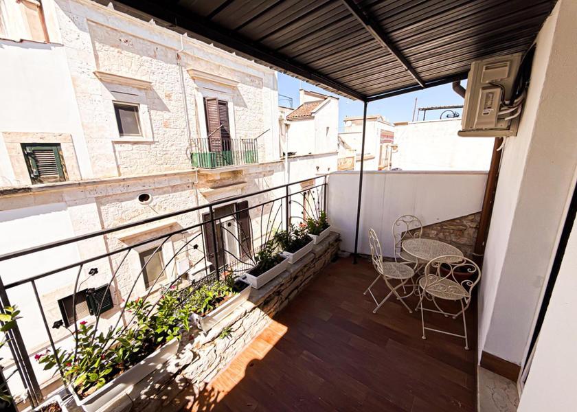 Puglia Toritto Triple Room with Terrace