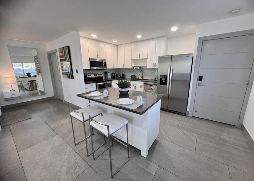 Florida Deerfield Beach One-Bedroom Apartment