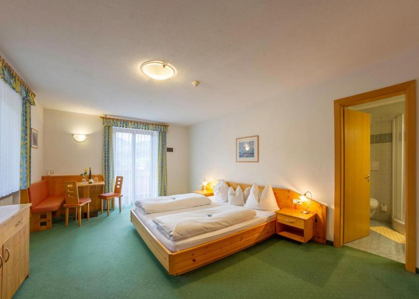 Trentino-Alto Adige Valle Aurina Double Room with Mountain View