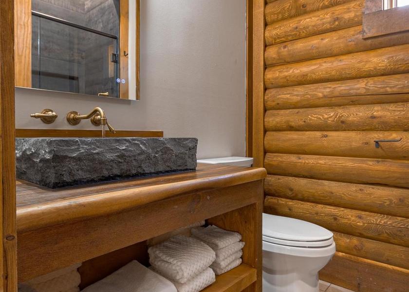 Tennessee Gatlinburg Queen Suite