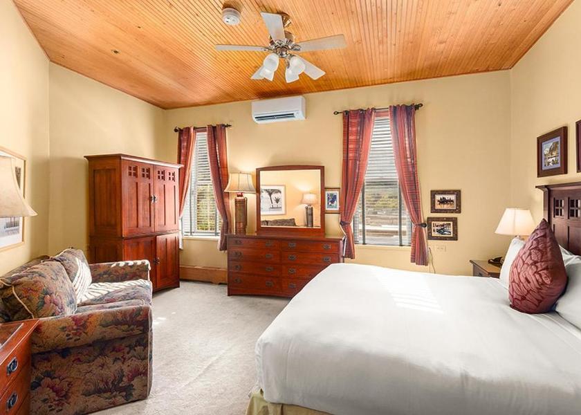 Colorado Aspen Junior Suite