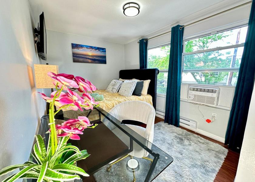 New Jersey Jersey City Deluxe Double Room