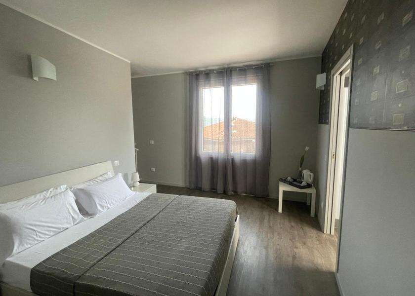 Lombardy Calvignano Superior Queen Room