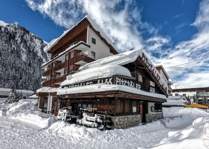 Tyrol Sankt Leonhard im Pitztal Facade