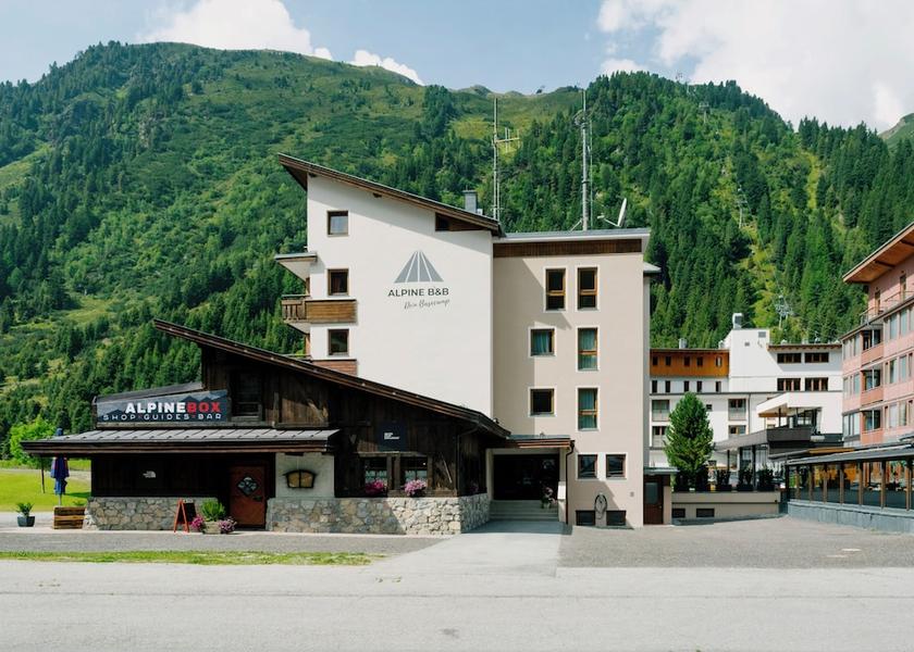 Tyrol Sankt Leonhard im Pitztal Facade