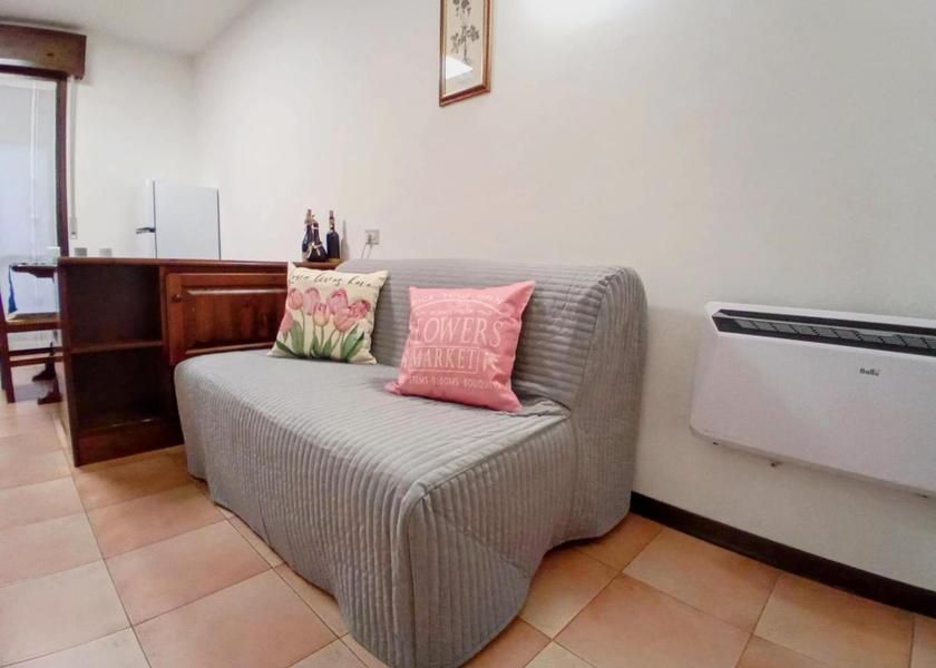 Emilia-Romagna Montecreto Two-Bedroom Apartment with Balcony