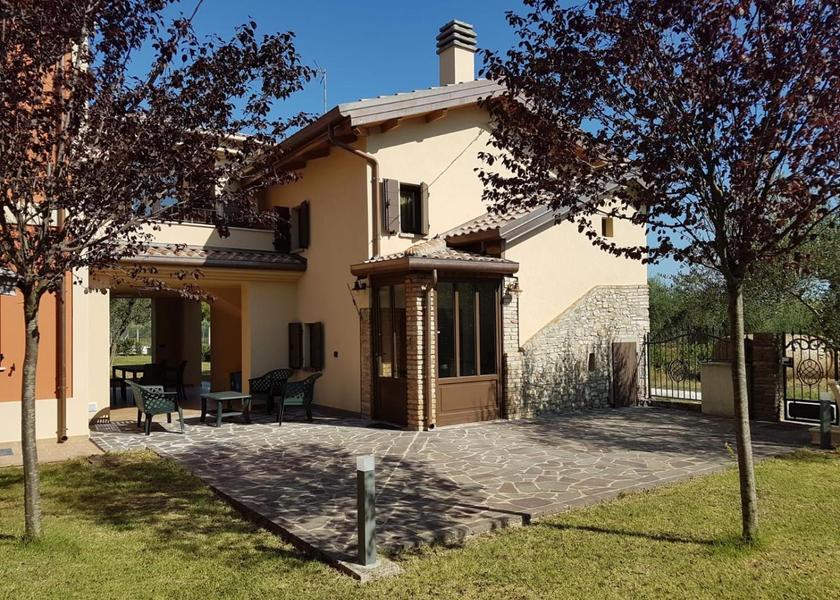Emilia-Romagna San Clemente One-Bedroom Apartment