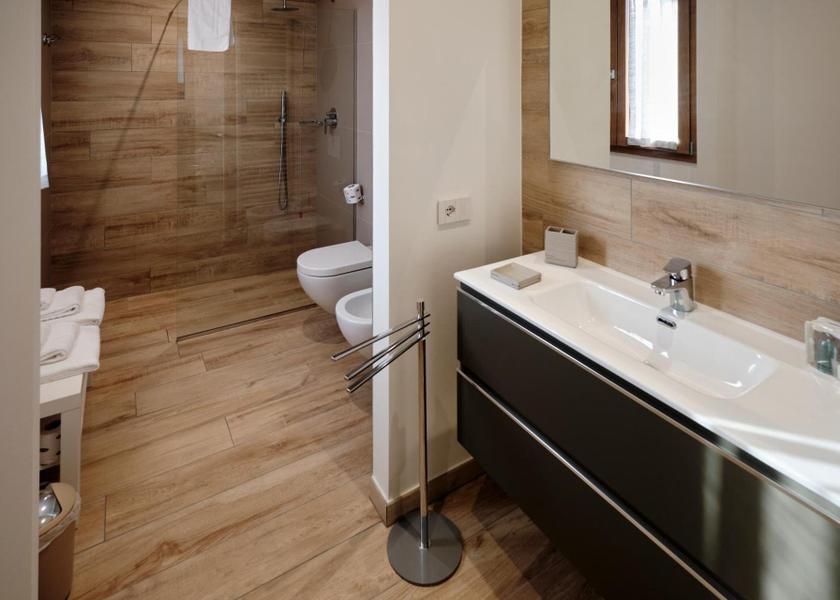 Emilia-Romagna San Clemente Large Double Room