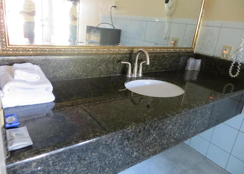 California Los Angeles King Room