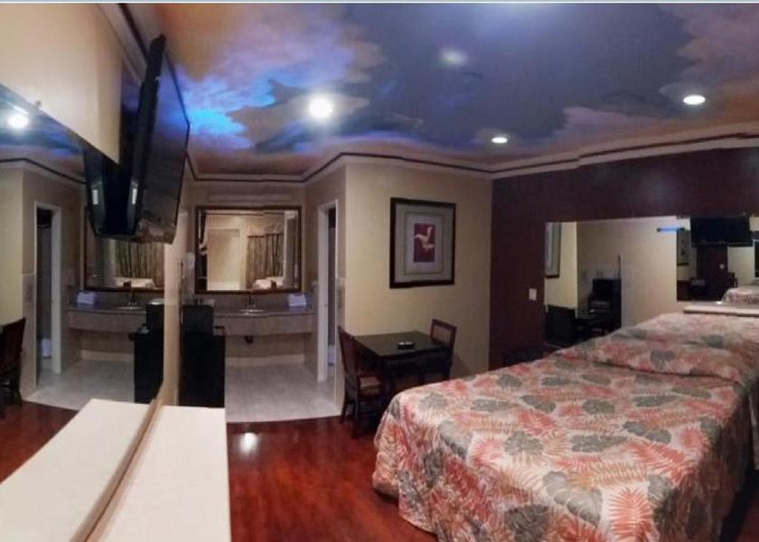 California Los Angeles King Room