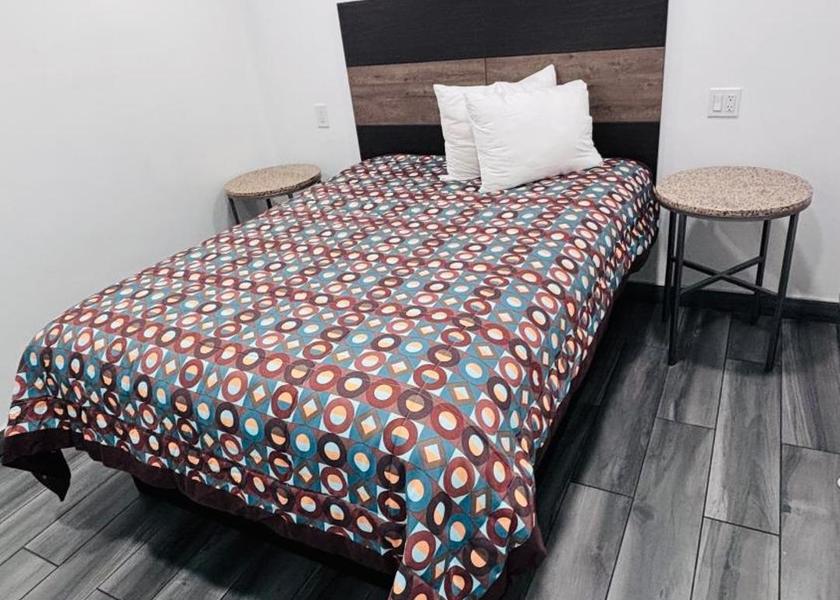 California Los Angeles Superior Queen Room