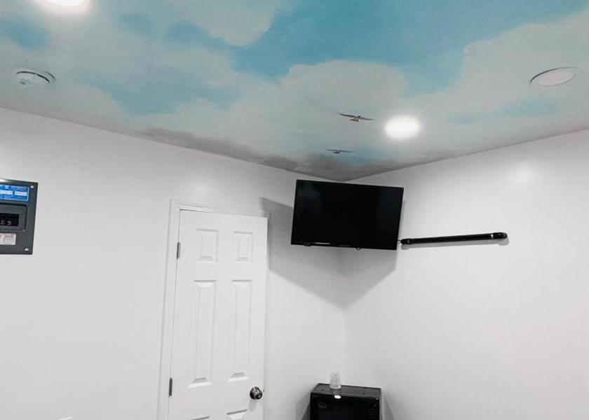 California Los Angeles Superior Queen Room