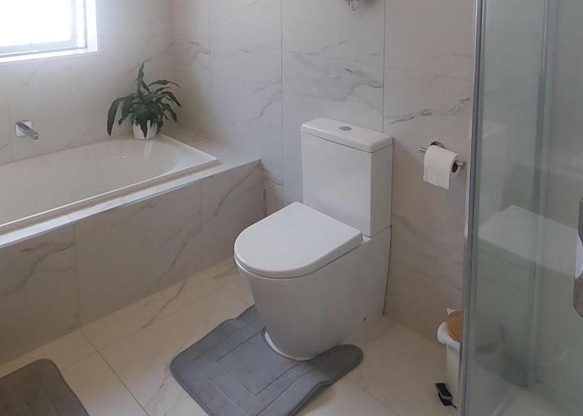Auckland Region Silverdale Double Room with Balcony
