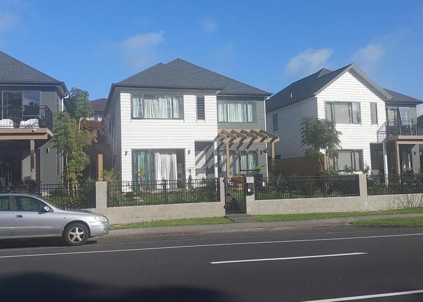 Auckland Region Silverdale exterior view