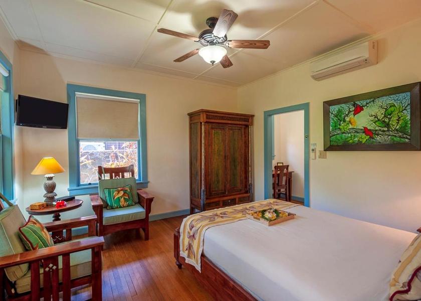 Hawaii Koloa Queen Suite