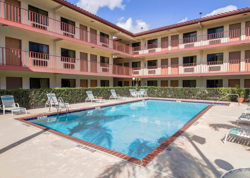Florida Palm Beach Gardens exterior view