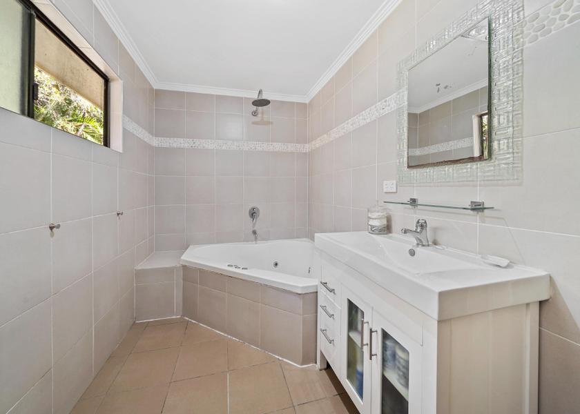 Queensland Brisbane Room 101