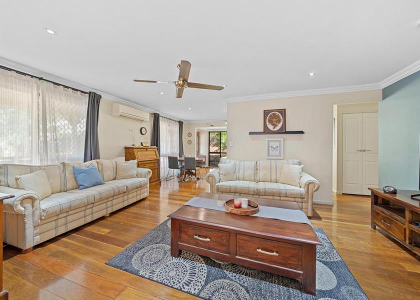 Queensland Brisbane Double Room with Shared Bathroom