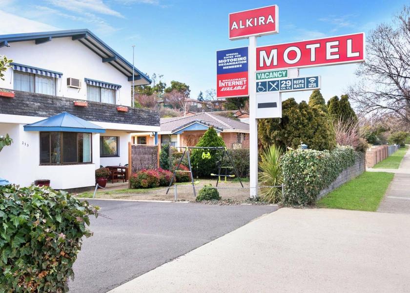 New South Wales Cooma Basic Triple Room