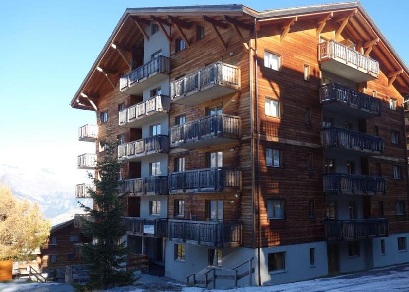 Valais Nendaz Exterior Detail