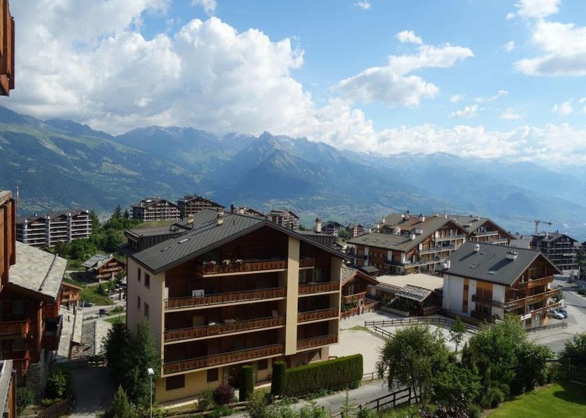 Valais Nendaz Exterior Detail