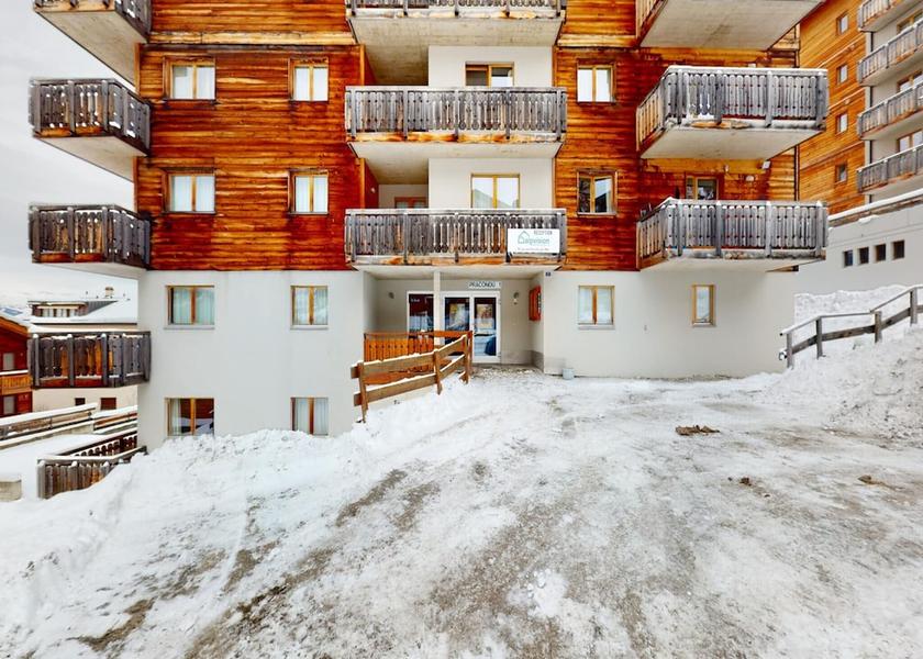 Valais Nendaz Exterior Detail