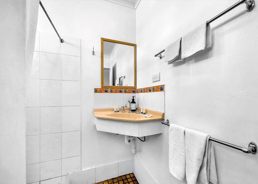 Queensland Bowen Deluxe Queen Room
