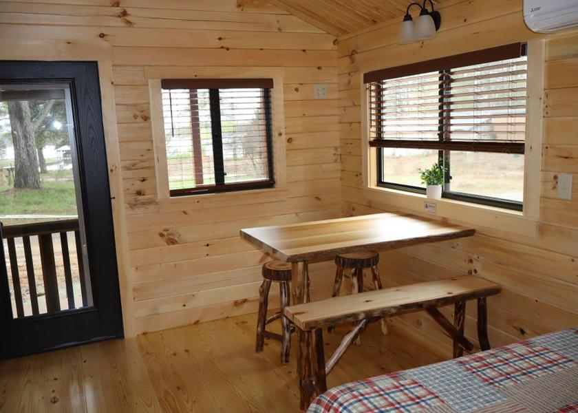 Alabama Centre Double Room with Lake View