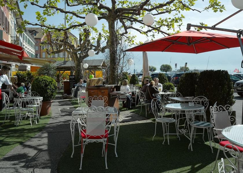 Canton of Vaud Vevey Outdoor dining