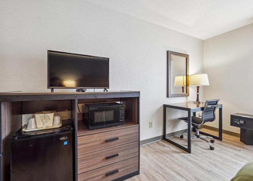 Georgia Dawsonville Standard Room J