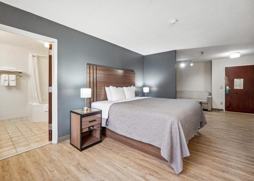 Georgia Dawsonville Quadruple Room with Whirlpool - Non Smoking