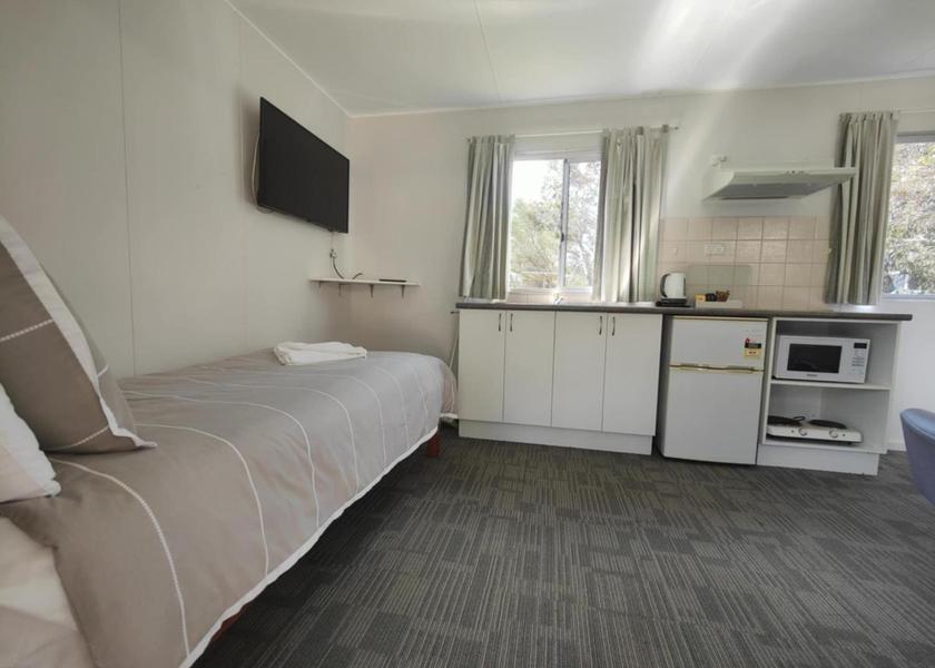 Western Australia Mount Barker Family Room with Garden View