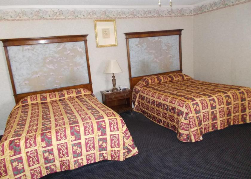 Louisiana Homer Queen Room with Two Queen Beds