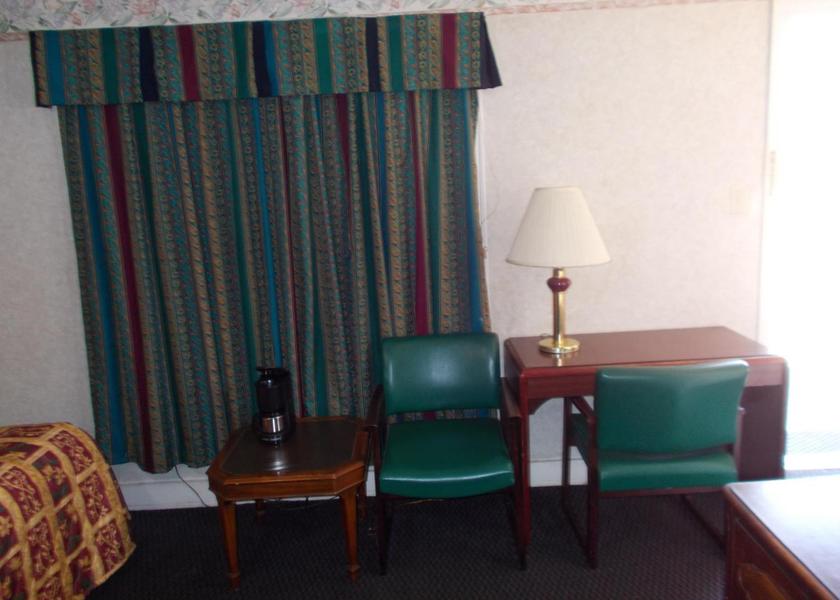 Louisiana Homer Queen Room with Two Queen Beds
