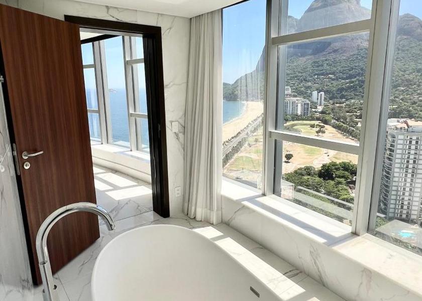 Rio de Janeiro State Rio de Janeiro King Suite with Sea View