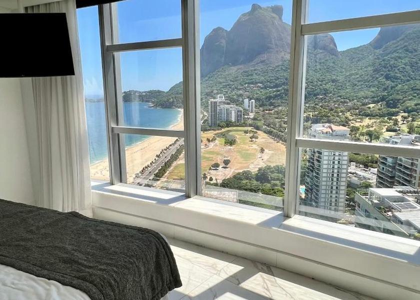 Rio de Janeiro State Rio de Janeiro King Suite with Sea View