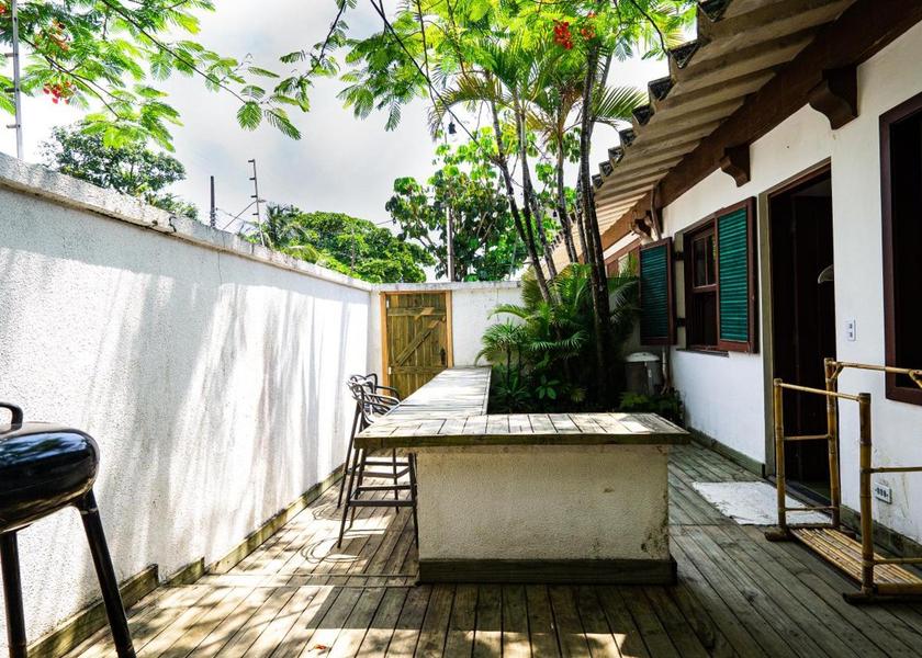 São Paulo State Guarujá Two-Bedroom House