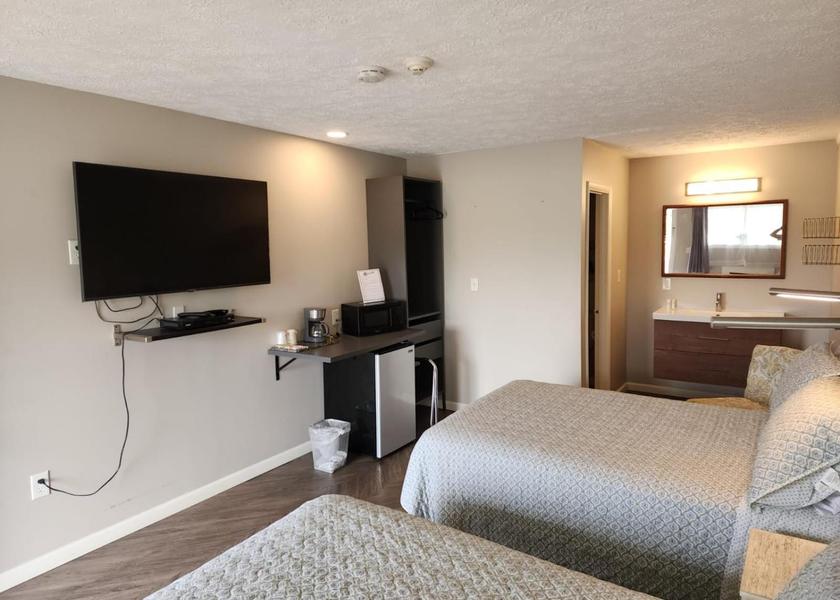 Virginia Spotsylvania Deluxe Double Bedroom