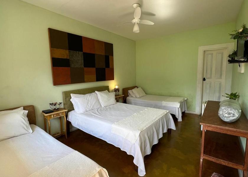 Minas Gerais Santana do Riacho Triple Room with Mountain View