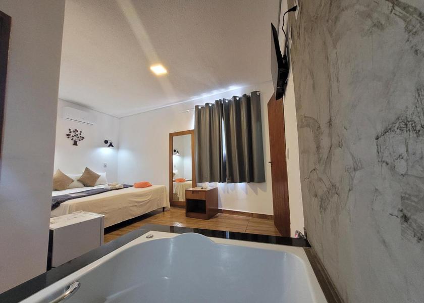 Minas Gerais Santana do Riacho Suite with Spa Bath